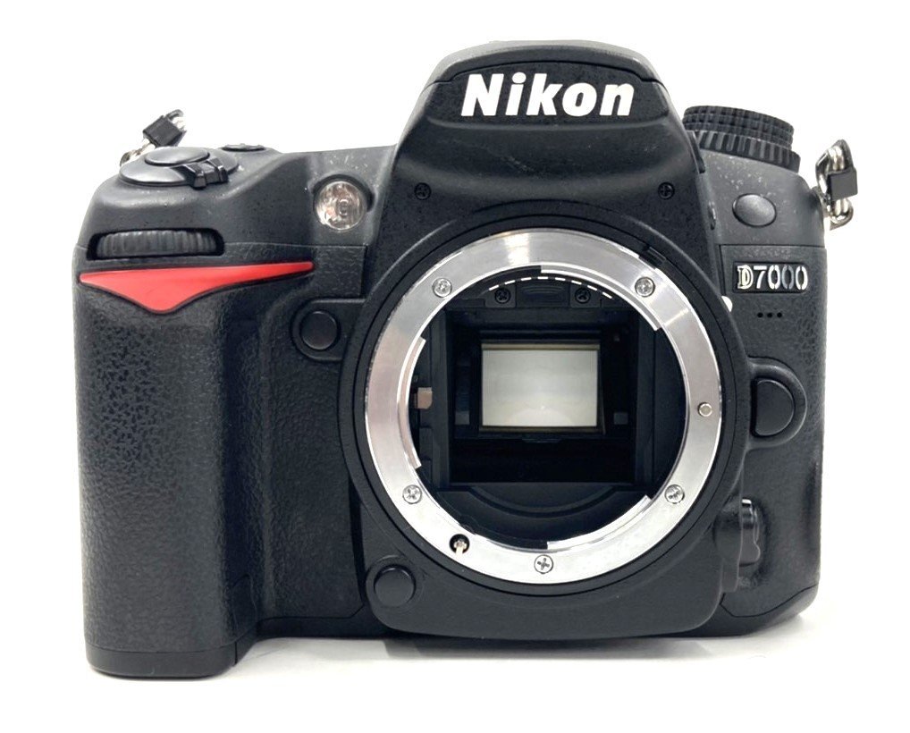 Nikon D7000 デジタル一眼レフ 本体 バッテリーチャージャー付 ◇◇◇ Nikon (ニコン) D7000 ボディ ブラック デジタル 一眼 レフ