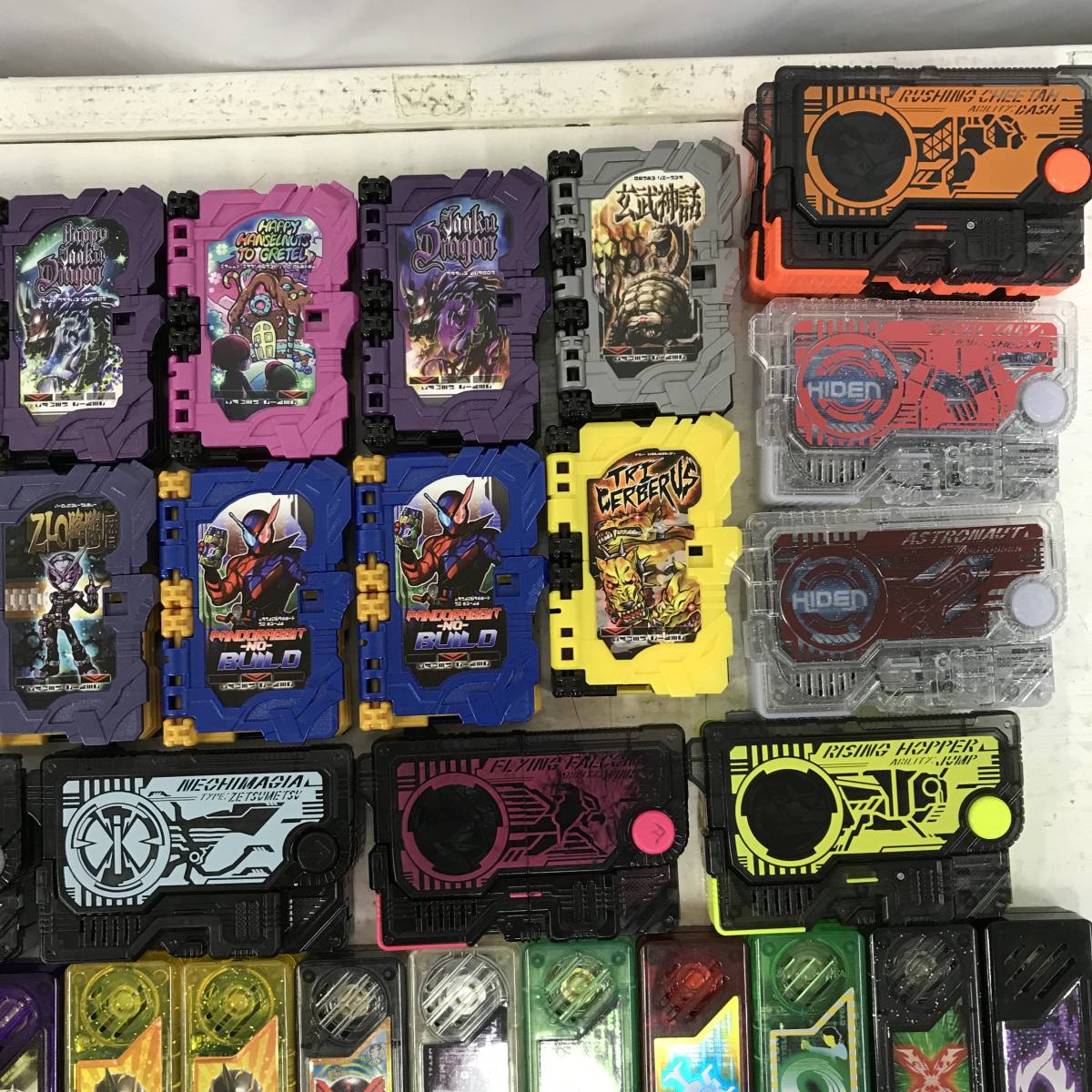 44 ジャンク品 特撮 戦隊系 アイテム プログライズキー ガイアメモリ 