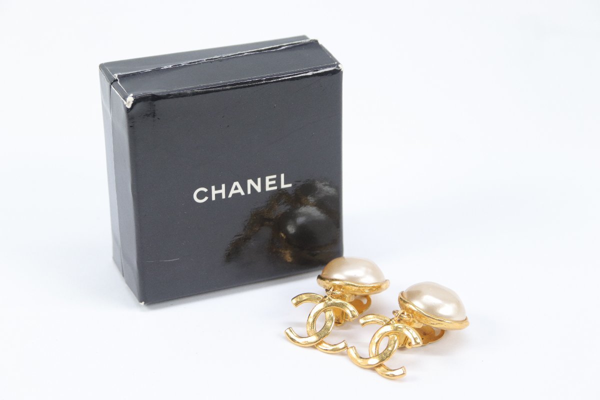 CHANEL シャネル イヤリング ココマーク 29 フェイクパール ゴールドカラー レディース アクセサリー 2368-A