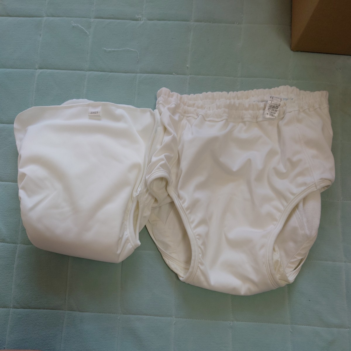  大人用おむつカバー 失禁パンツ おむつパンツ おむつカバー 布ケアパッド 布おむつ(オムツカバー)｜売買されたオークション情報、yahooの商品情報をアーカイブ公開 - オークファン オムツカバー