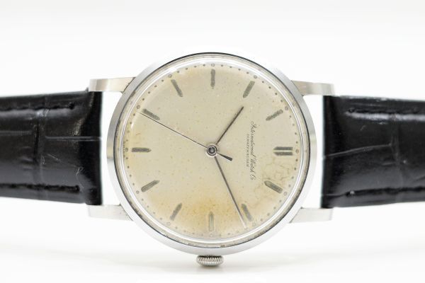 365 IWC SCHAFFHAUSEN International Watch Co. Cal.401 オールド 