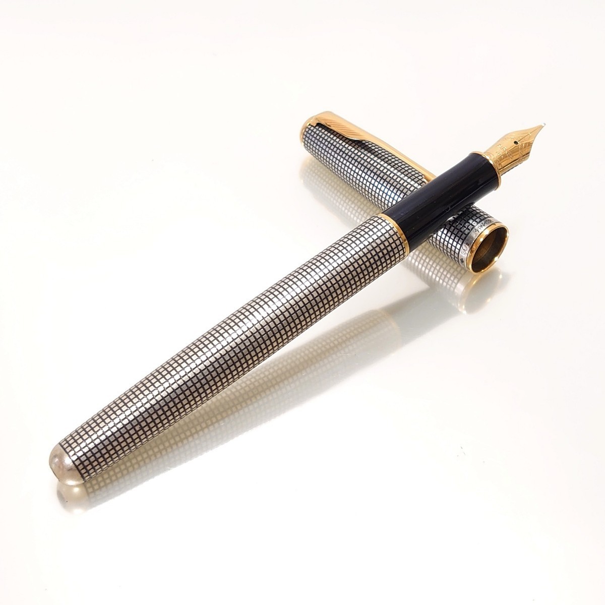 SILVER 銀無垢 PARKER パーカー ボールペン 正規品 Amazon | PARKER