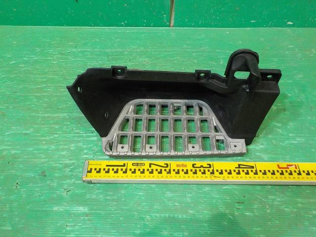 エルフ KK-NKR71GN 右サイドステップ セミロング高床消防 3T　24V 4HG1 729 8-97892-965-0/8-97867-968-0