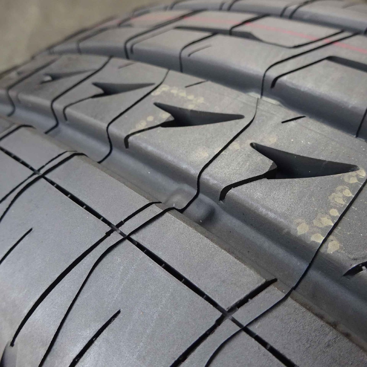 夏新品 2020年製 4本SET 会社宛 送料無料 185/55R16 83V ブリヂストン レグノ GR-X2 アクシオ フィールダー インサイト グレイス NO，Z1245 サマータイヤ 0 185／55R16 4本セット185&frasl;55r16」の人気商品一覧・価格比較 4本セット185 夏