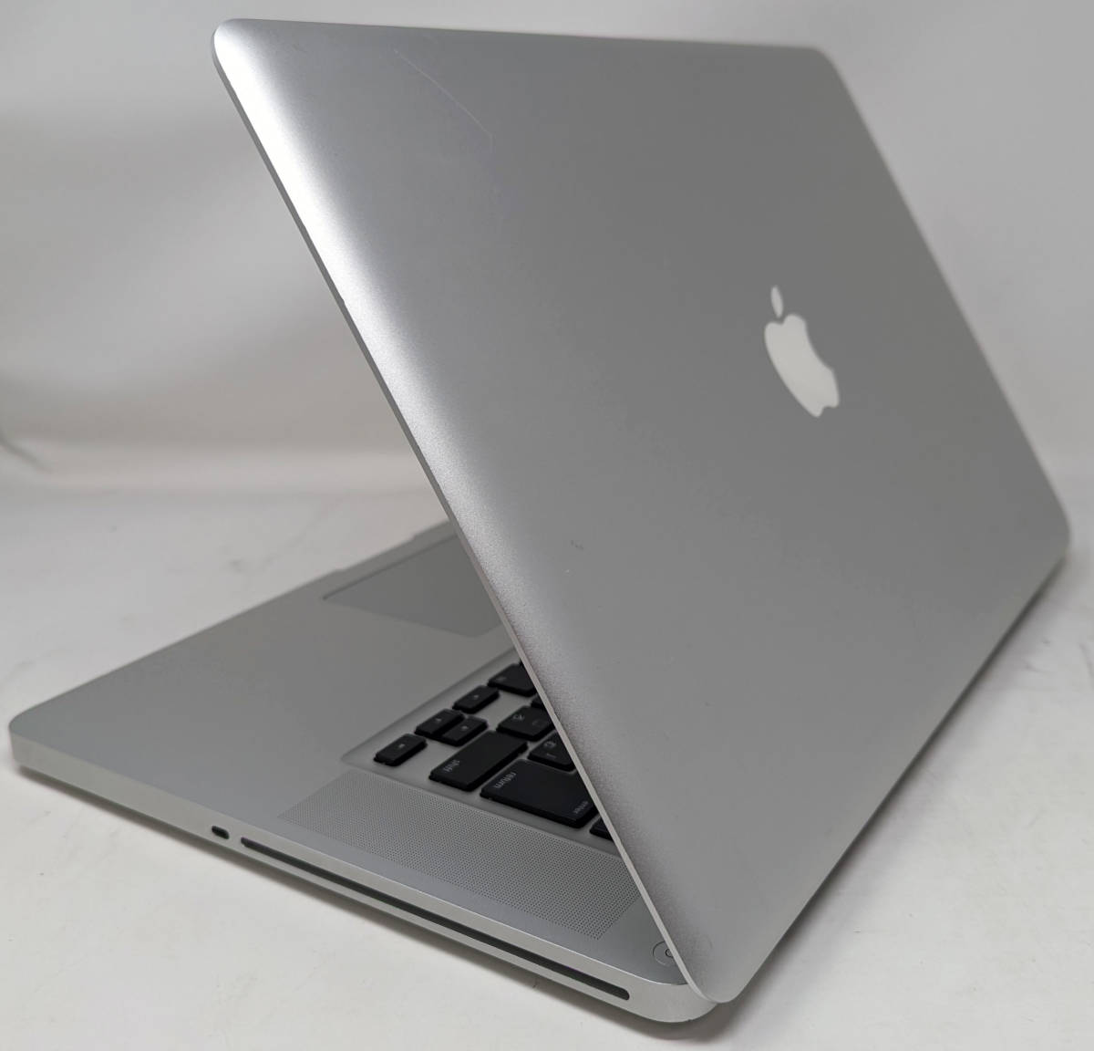 ☆【ジャンク】MacBook Pro (15-inch， Late 2011)(A1286）メモリ無