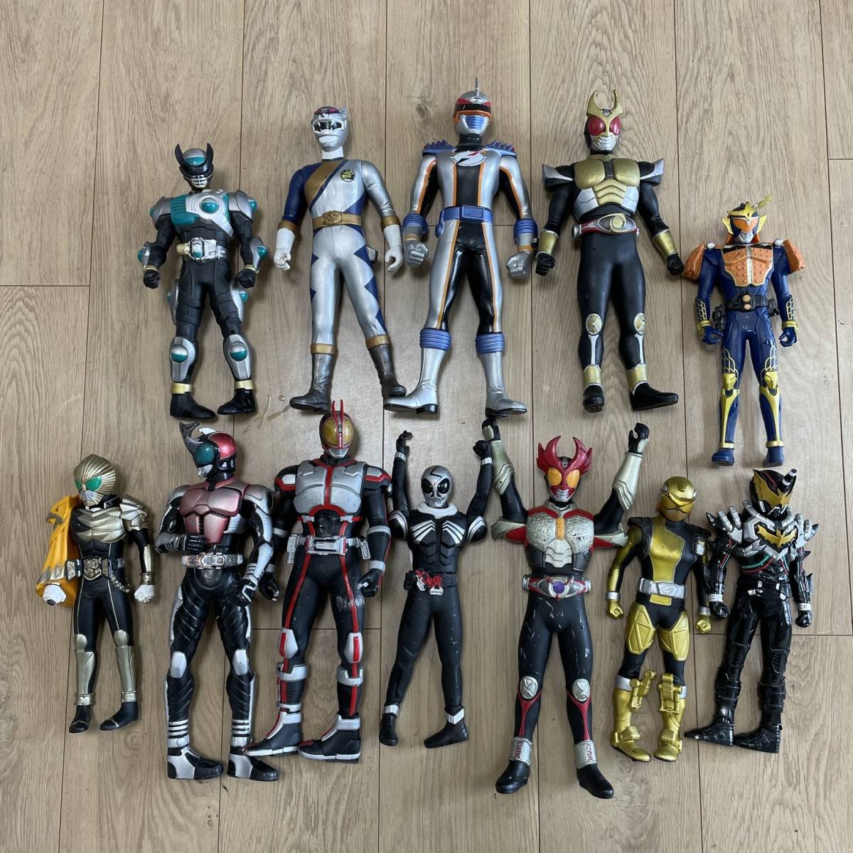 1円スタート】 ヒーローソフビ まとめ 約13kg 仮面ライダー