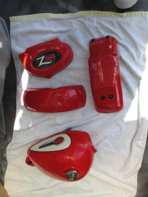 ホンダ 純正 モンキー ガソリンタンク 錆びなし　 サイドカバー フェンダー　F，R　改造 レストア等に 画像で確認ください 中古品