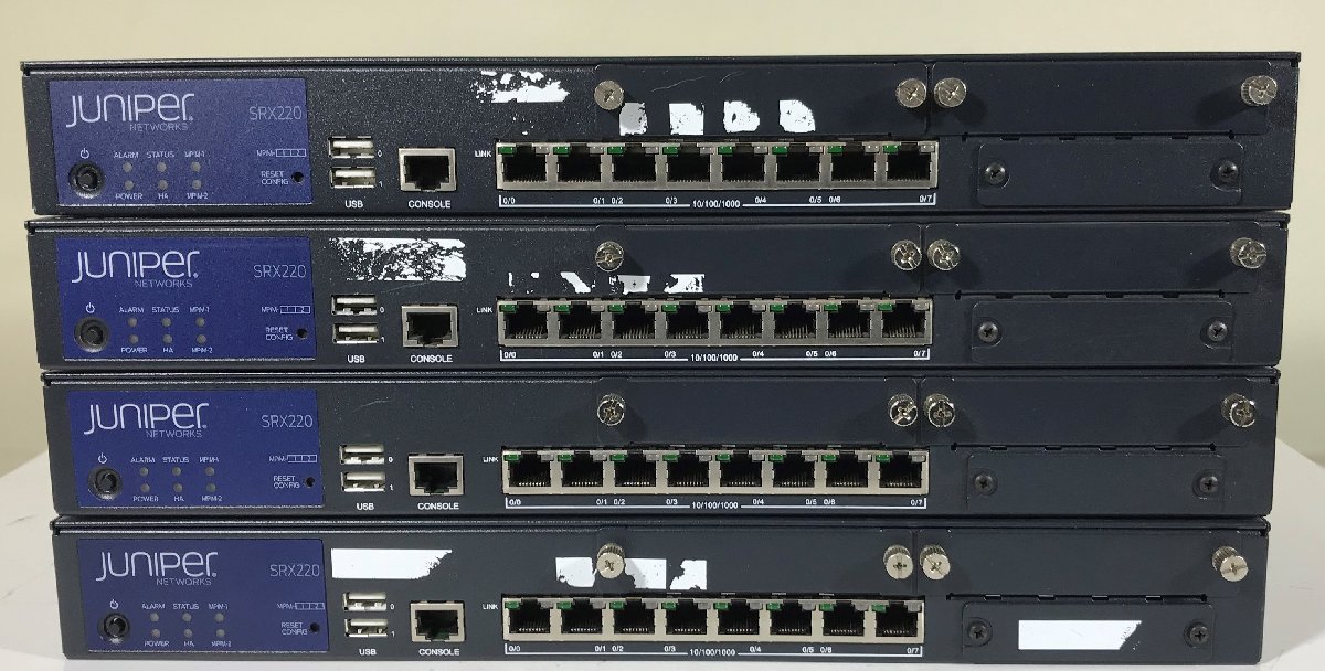 【埼玉発】【Juniper Networks】SRXシリーズ　サービスゲートウェイ　SRX220H2　★4台セット★起動確認、初期化済★　(9-3697)