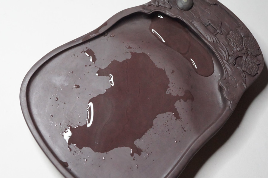 書道具/文房具 端渓硯 硯F5 山水彫刻 有眼 唐木箱 端渓名硯