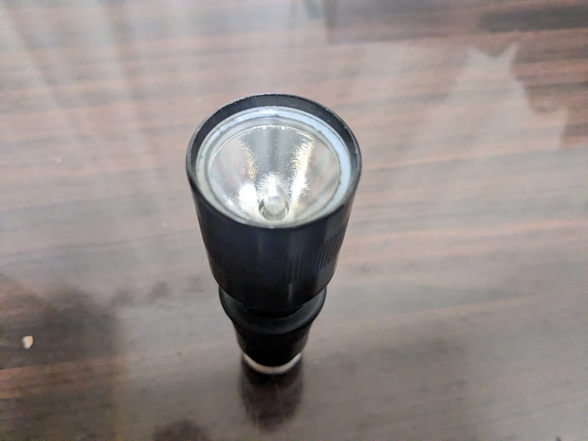 希少 Laser Products SUREFIRE 6Z コンバットライト SUREFIRE 6P LASER
