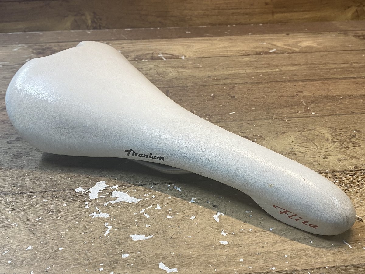 GT601 セッレイタリア Selle Italia フライト チタニウム FLITE 
