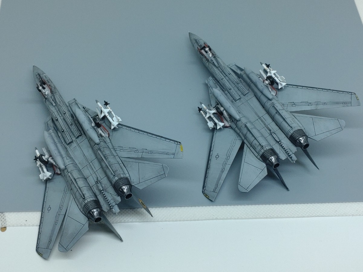 トップガン 1&frasl;144 F-14A トムキャットマーヴェリックとアイスマン2機