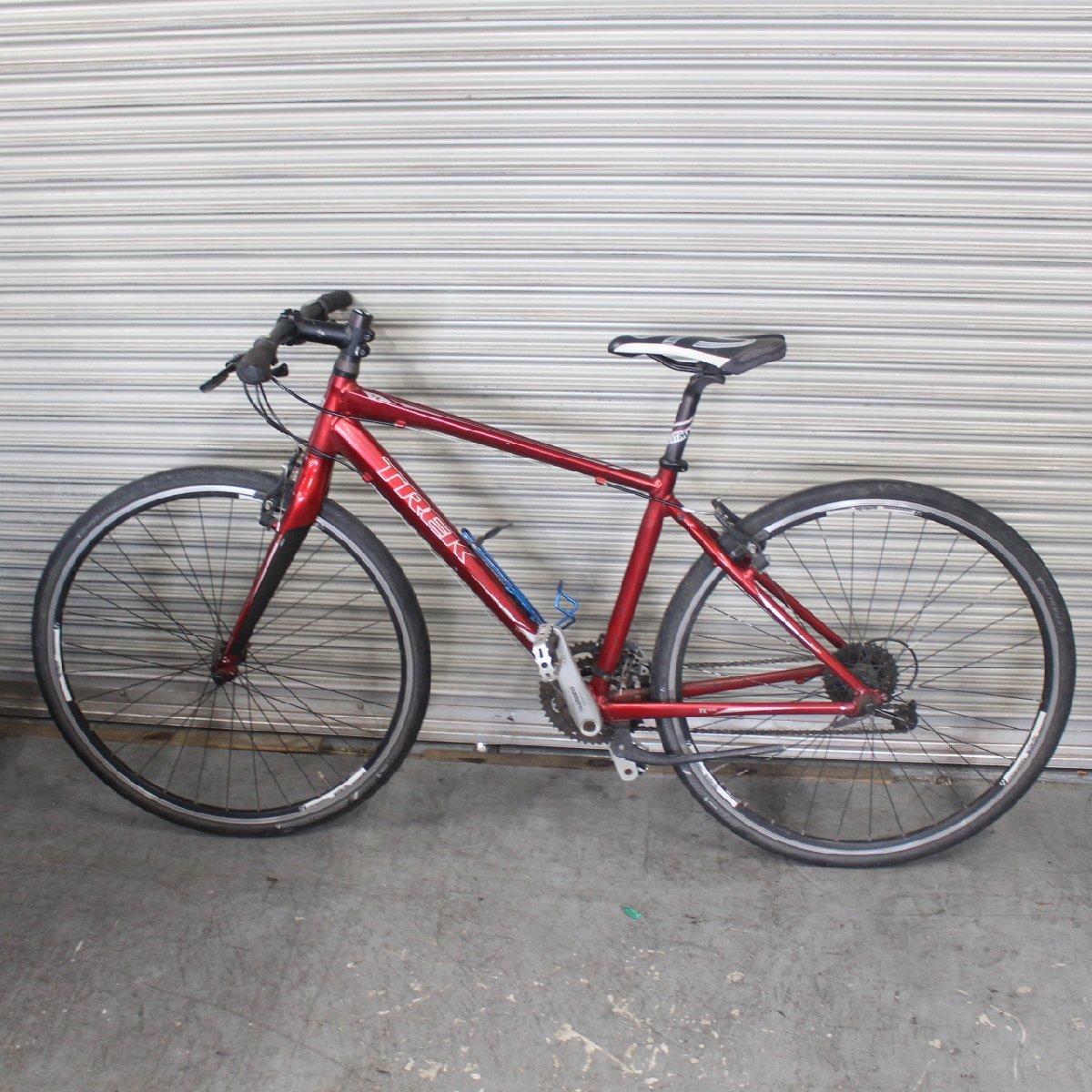 T043) トレック TREK 7.4FX クロスバイク アルミフレーム 3×9速 450  