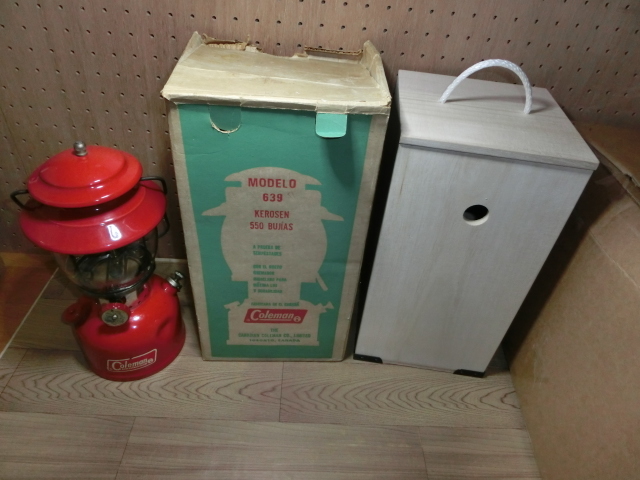 Coleman コールマン 200A 69年10月 ランタン リフィニッシュ美品 200A コールマン パテペン ランタン Coleman ビンテージ ｜ glow