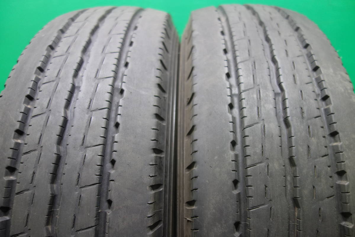 K1391-22 送料無料 205/70R17.5 115/113L サマータイヤ 夏 LT 2本 YOKOHAMA LT151R 7分山 2022年製 ライトトラック