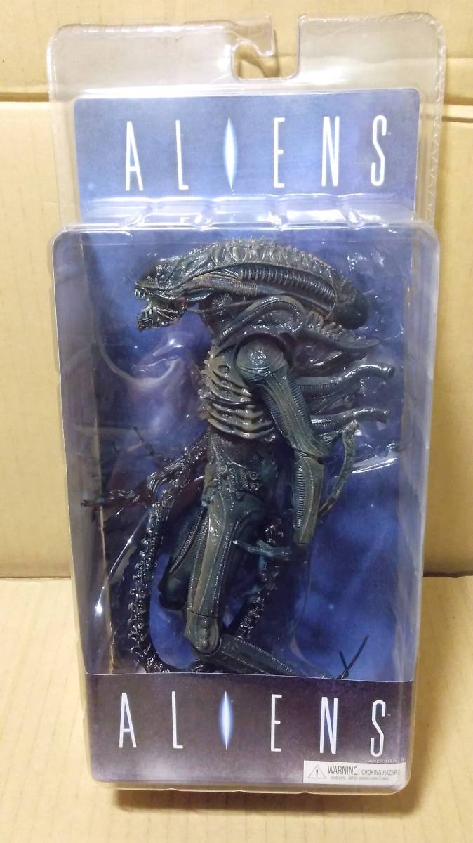 ネカ NECA エイリアン 1990 クラシック ライノ・エイリアン