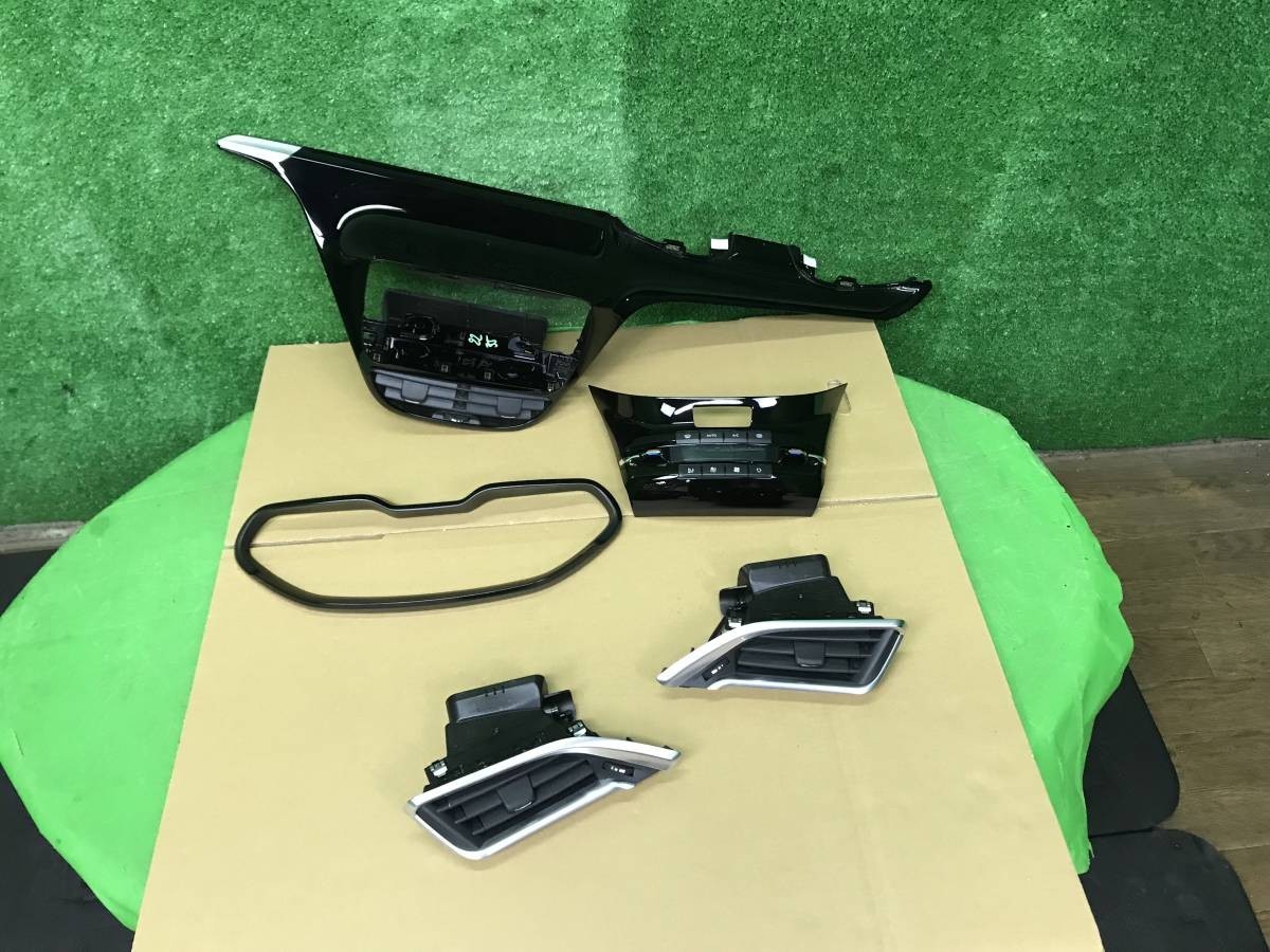 純正 プジョー 308CC ウインドディフレクター プジョー 308cc 部品