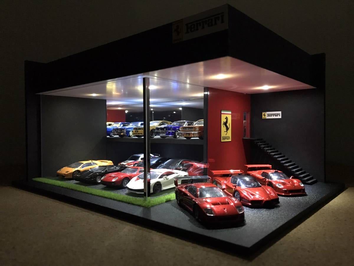 ミニカー専用ジオラマ：1/64 ショールームⅤ（光沢レッド）希少カラー！ ミニカー専用ジオラマ：1/64 ショールームⅤ（光沢レッド＆カーボン