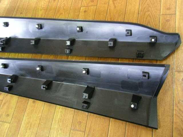 ☆新車外し!☆ ヤリスクロス 純正 ドア ガーニッシュ パネル