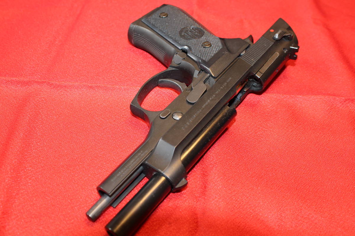 マルシン社　ベレッタ92FS マルシンベレッタ92FS マルシン ベレッタ M92F ステンレスシルバー