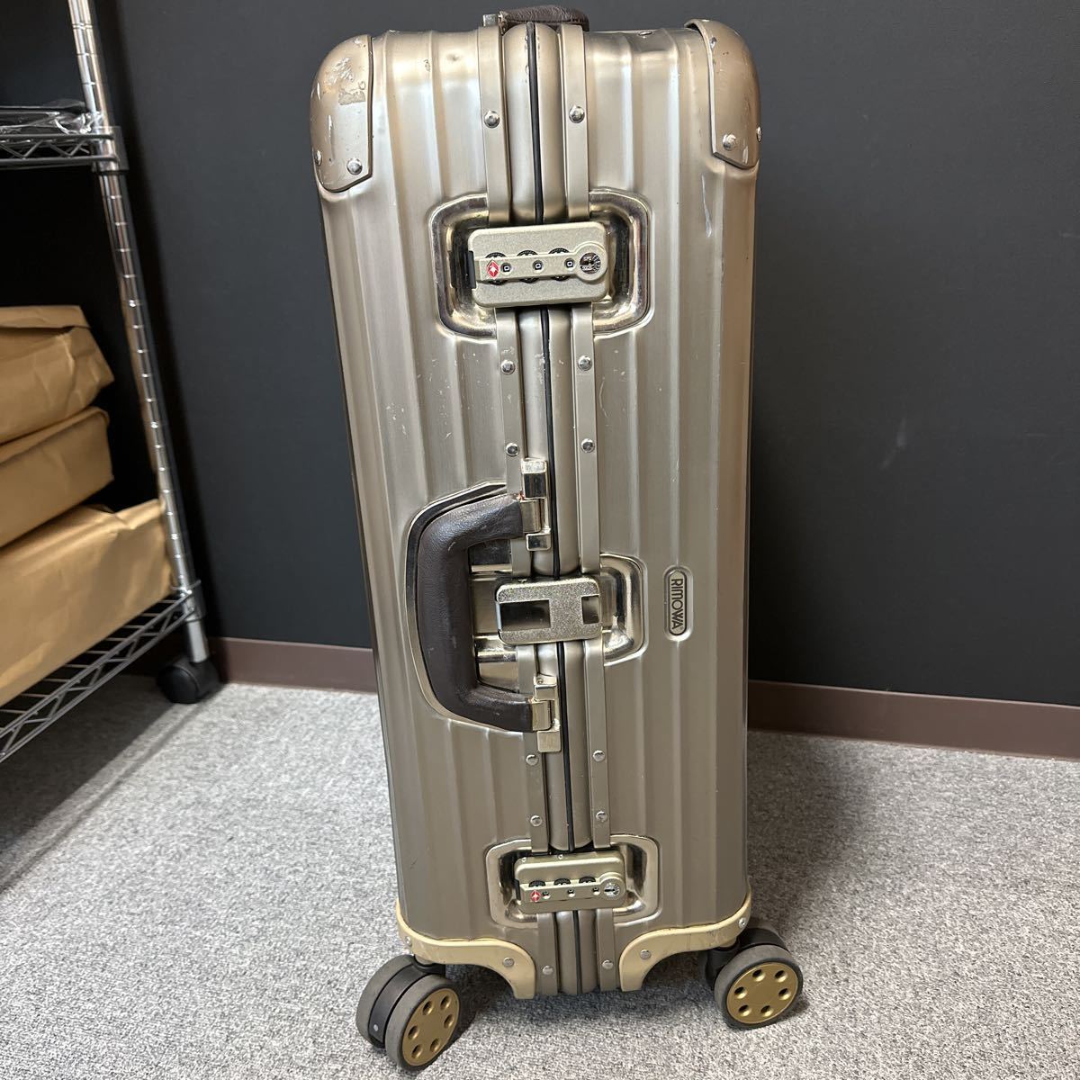 RIMOWA／リモワ4輪32L トパーズ スーツケース リモワ トパーズ