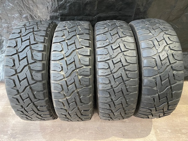 0518 トーヨータイヤ OPEN COUNTRY R/T 215 65 16 C 109/107Q 4本 中古 