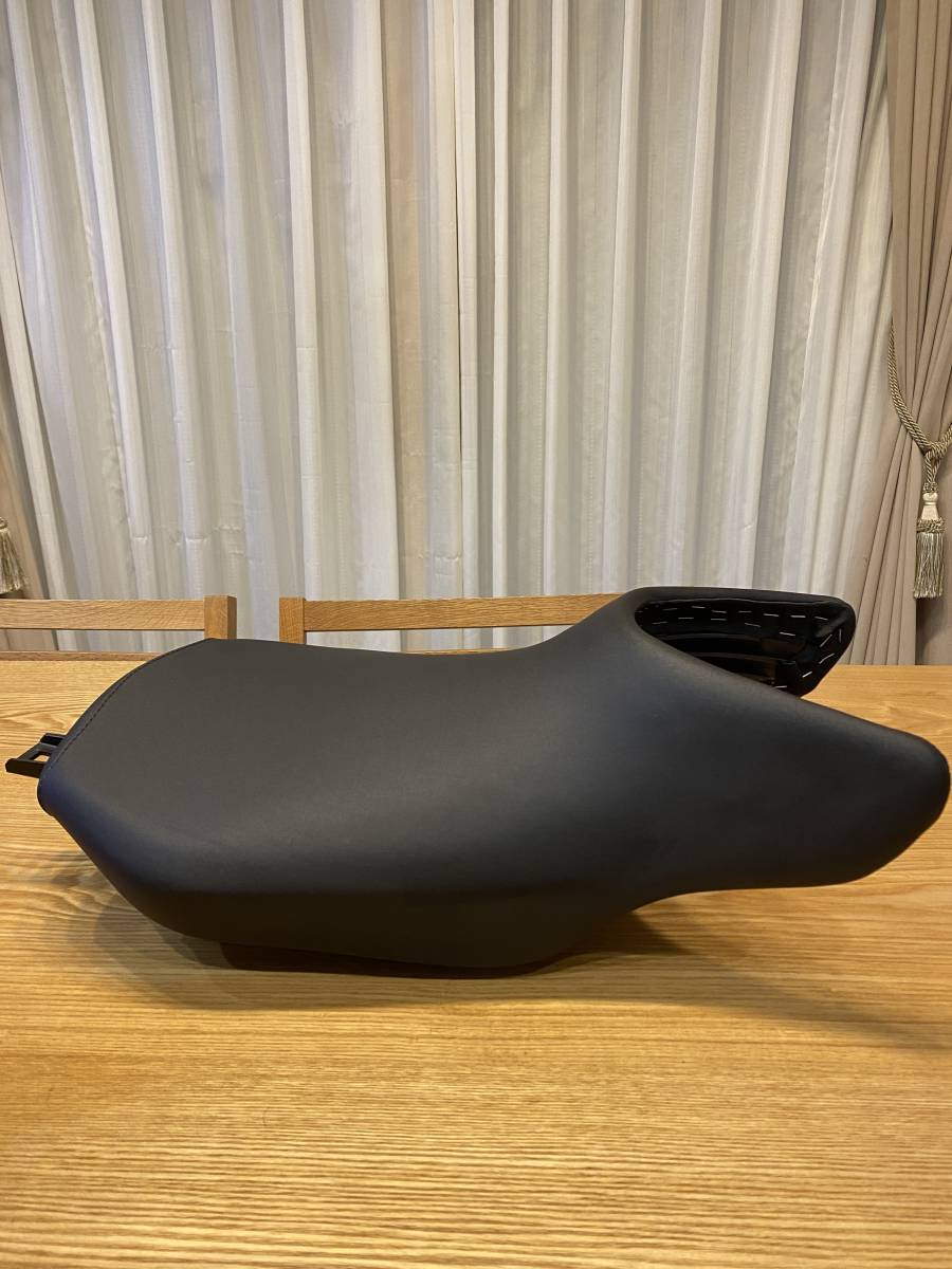 BMW R1200RS R1200R 純正ハイシート 820mm（足つき性向上加工有 