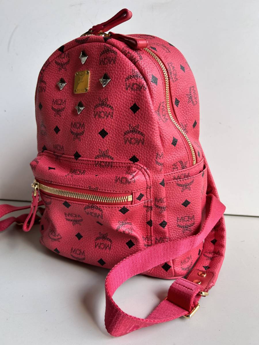 バックパック - スタッズ デイバック MCM（エムシーエム） サイド