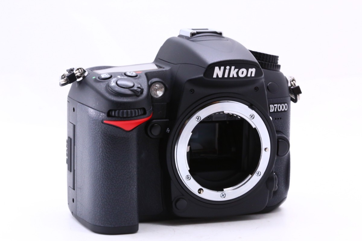 ニコン 【ショット数5615回・極上】ニコン NIKON D7000 ボディ #9587