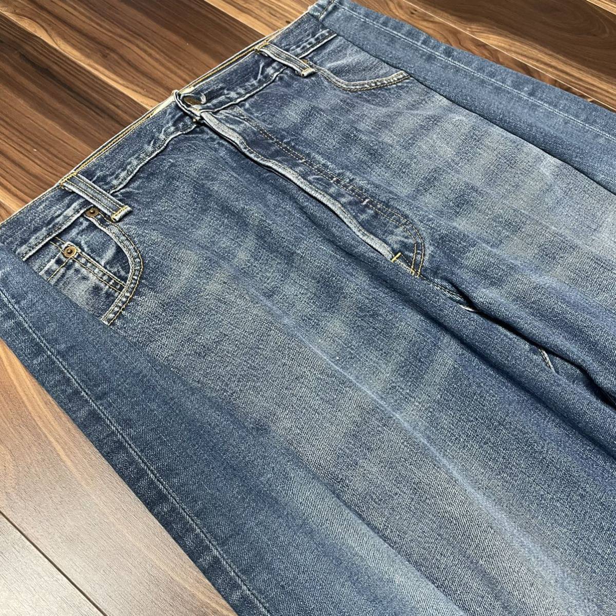 1円スタート LEVI