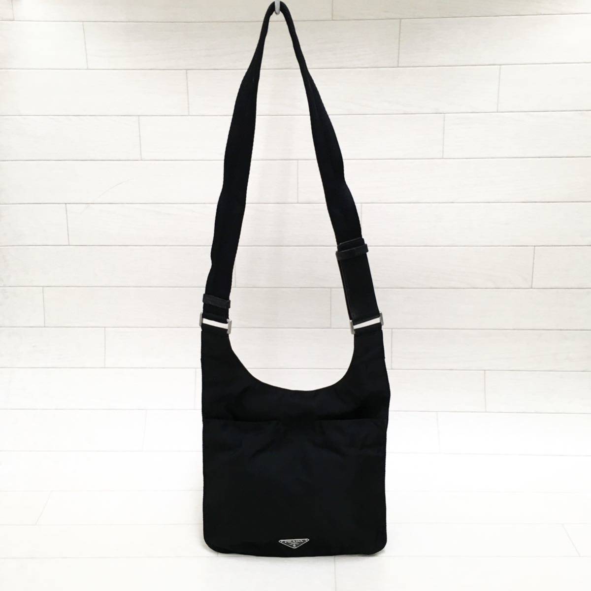 ☆美品・白タグ付☆PRADA TESSUTO ナイロン 希少ショルダーバッグ