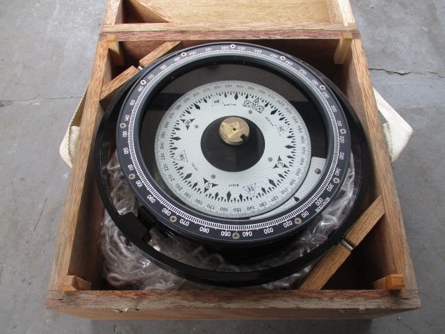 未使用品　長期保管品　航海磁気コンパス　船用磁気コンパスボウル　KN-R150　（ヒ-21）