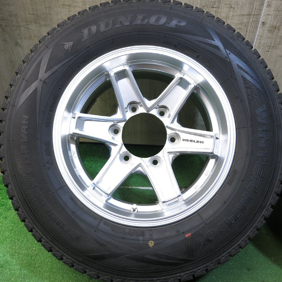 超バリ溝！22年製 スタッドレス ブリヂストン PCD139.7⁄6H ハイエース200系