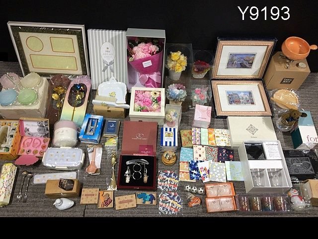 Y9193M 洋雑貨 プリザーブドフラワー フォトフレーム フラワー キャンドル 陶器 置物 ギフト 他 大量 まとめ 洋風