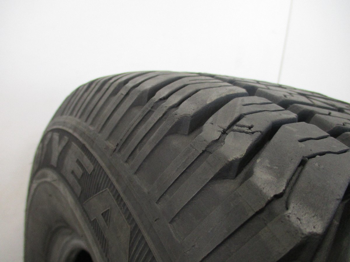 □中古タイヤ□ 235/70R16 104S GOODYEAR WRANGLER SR-A RAV4 