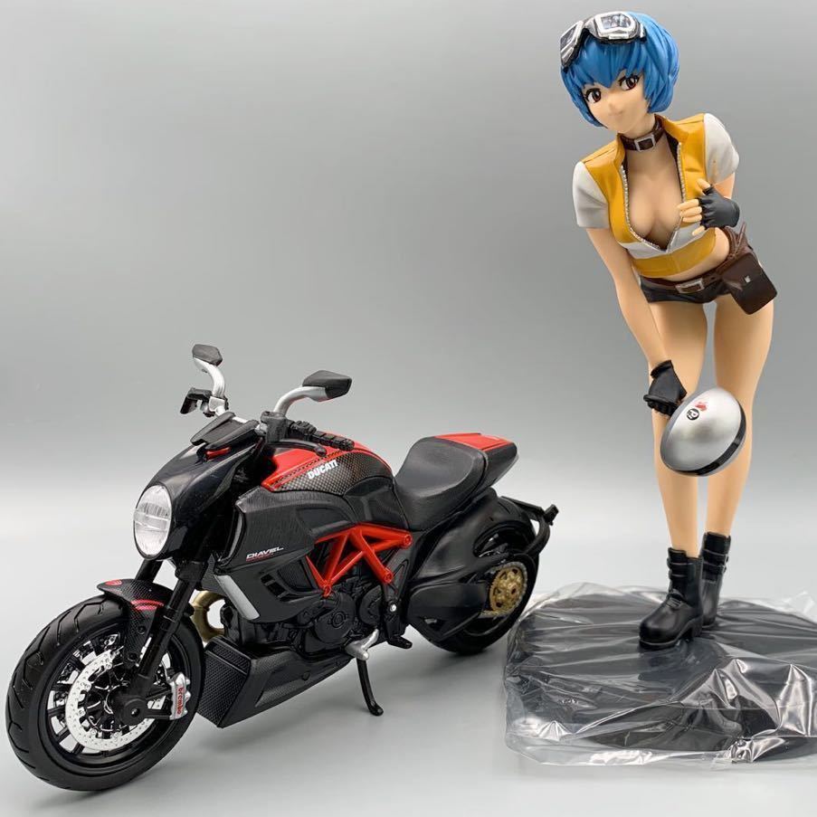 フィギュア。エヴァンゲリオン ，綾波レイ。バイクセット ガレージ