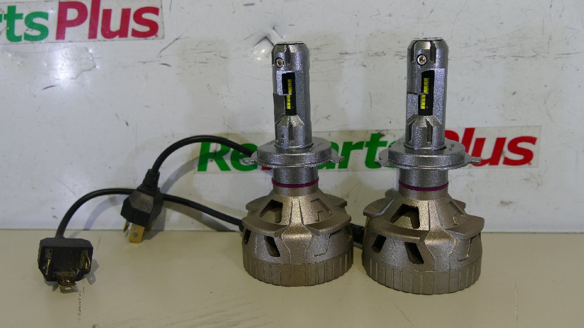 R3340IS IPF LEDバルブ H4タイプ Hi/Lo切替 12V/24V F341HLBH4