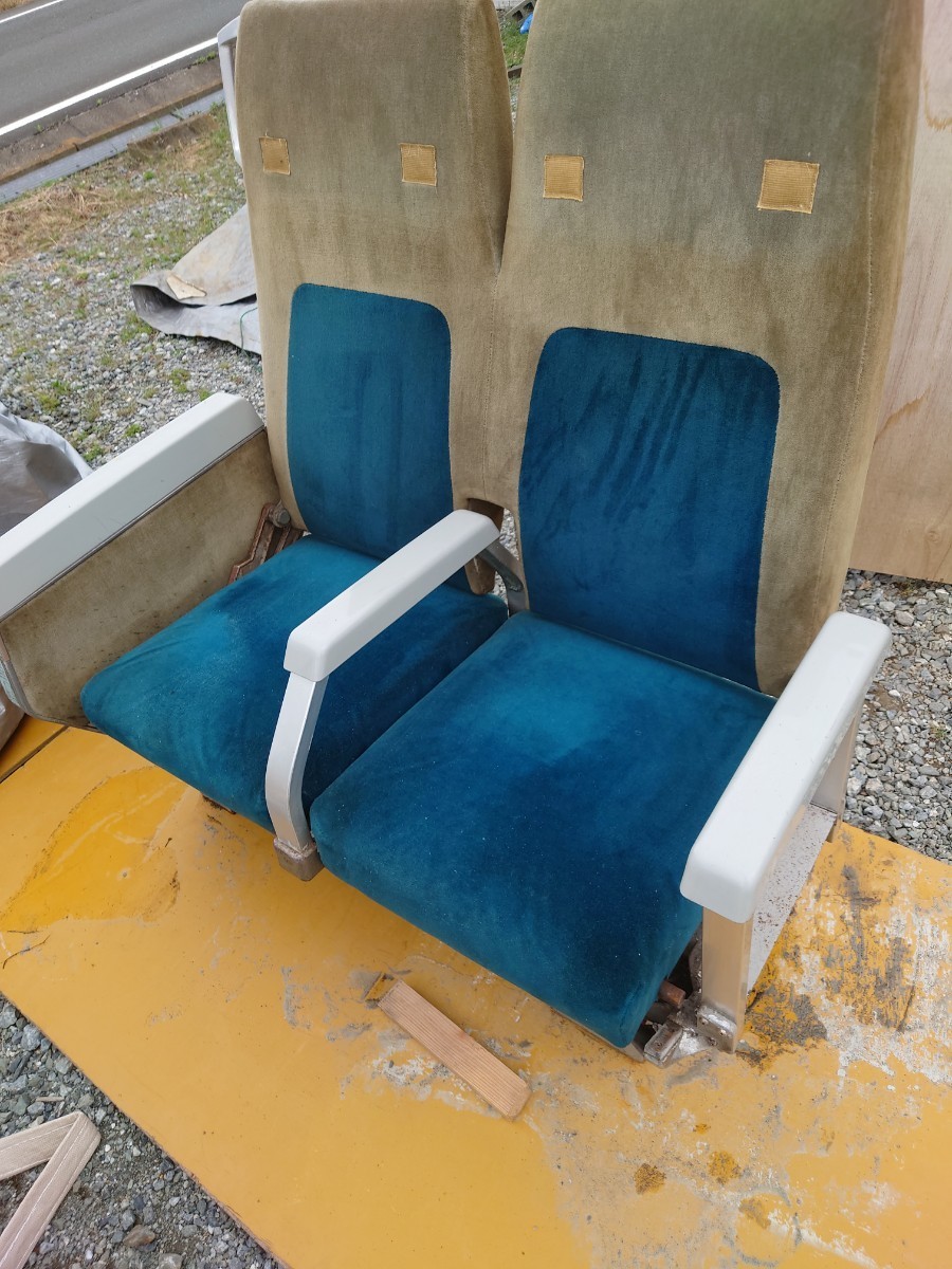 0系新幹線の座席　鉄道グッズ 2人掛けシート 引き取り限定 鉄道 新幹線0系座席シート2人掛け(鉄道関連グッズ)｜売買
