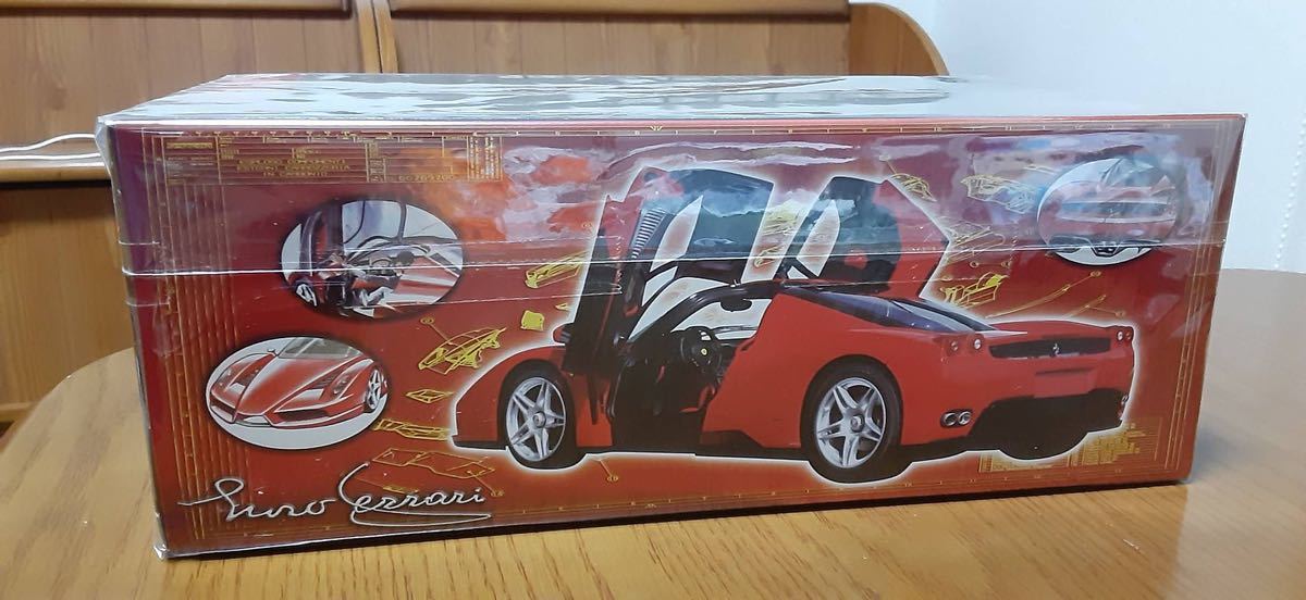 ホットウィール 1⁄18 フェラーリ Hot エンツォ Wheels ミニカー ENZO