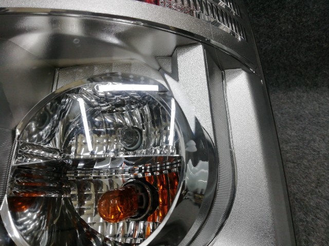 トヨタ 70系 ヴォクシー ZS煌 前期 ZRR70 ZRR75 右テール LED点灯OK