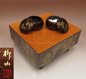蒔絵碁盤　アンティーク 柳山　高級漆塗り 蒔絵碁盤 柳山 漆芸碁盤 姫碁盤 ミニチュア碁盤 高級 漆塗り 囲碁