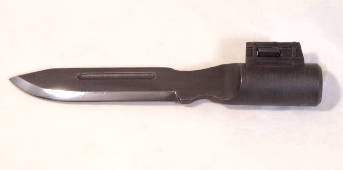 ハンドガン用 銃剣 ヨルムンガンド風デザイン 組み立てキット 20mm