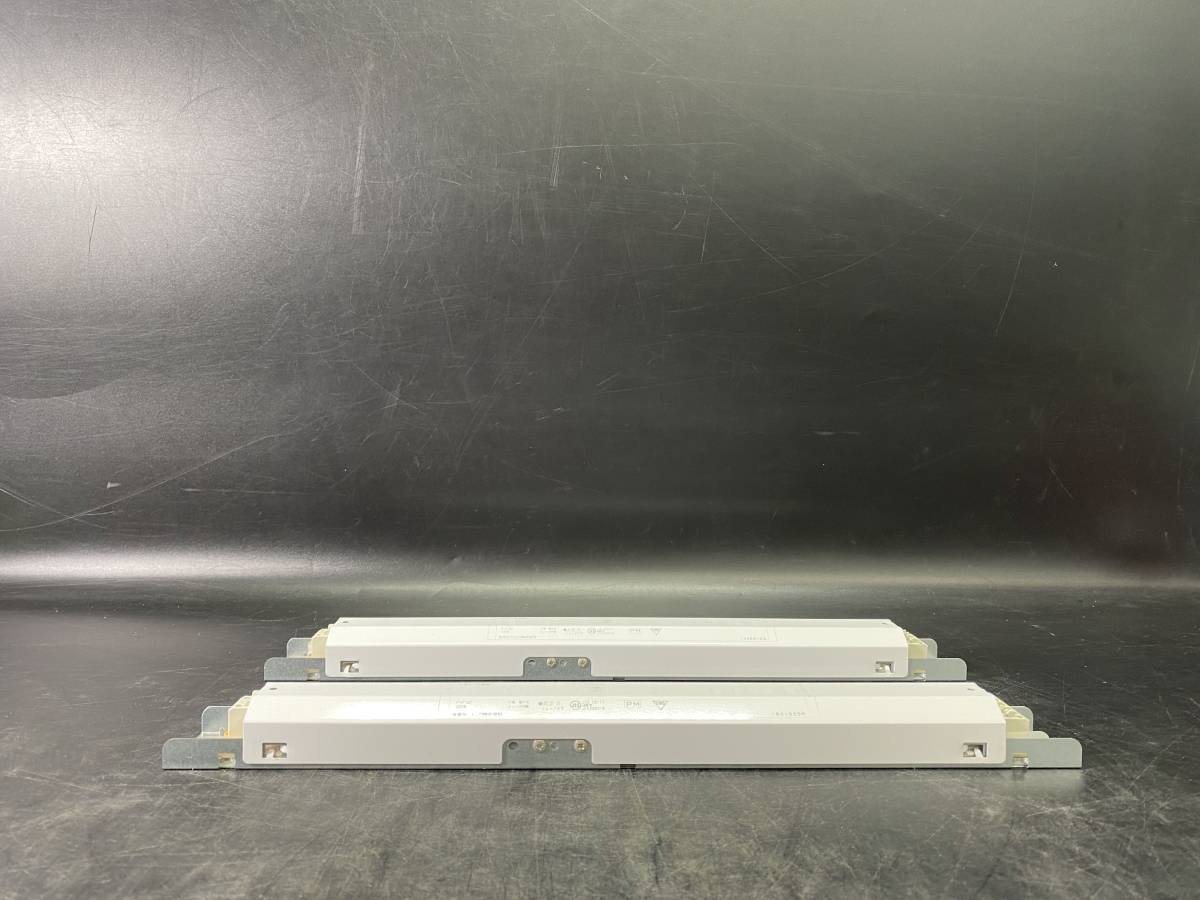 5＃D/1220 東芝 蛍光灯 電子安定器 FMB-326221R/FMB-2-326225R 電源 直  