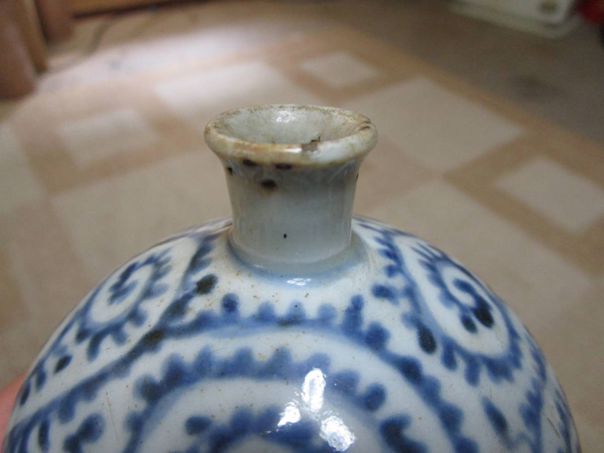 古伊万里 8380 古伊万里 染付 油壺 蛸唐草 小壷 蛸唐草文