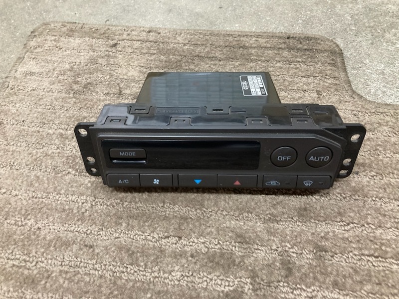 損傷無し スカイライン R33 エアコンパネル 27500 26U00 日産 純正
