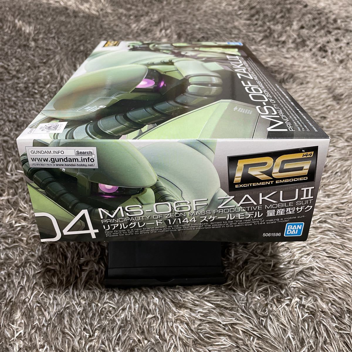 【新品未組立 】RG MS-06F ZAKUII BANDAI ザク _3