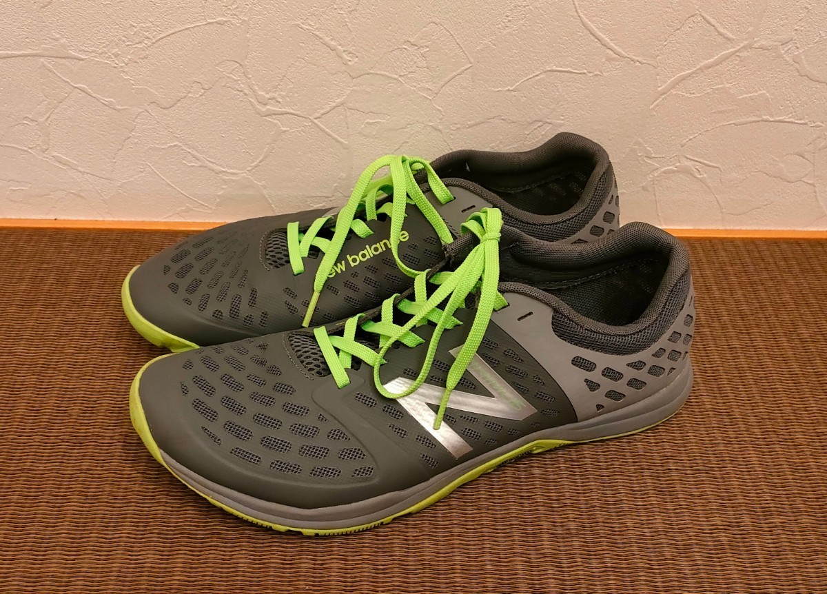ニューバランス ミニマス 28.5センチ ベアフット ランニングシューズ 中古