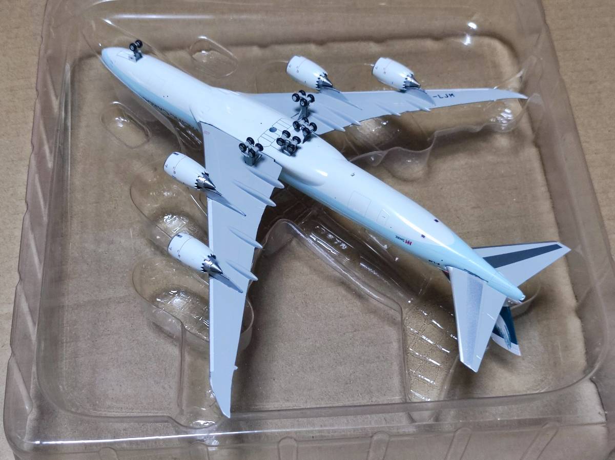 1/400 JC Wings Cathay Pacific Cargo Boeing 747-8F キャセイ