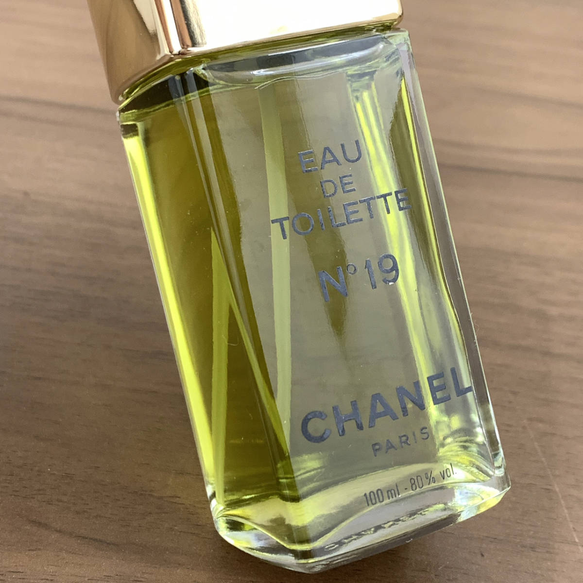 CHANEL シャネル №19 19番 EDT オードトワレ 100ml 香水 フレグランス 