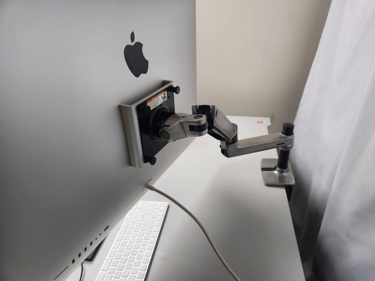 Apple iMac Retina 5K 27-inch 2017 VESAマウントアダプタ 3.4GHz i5